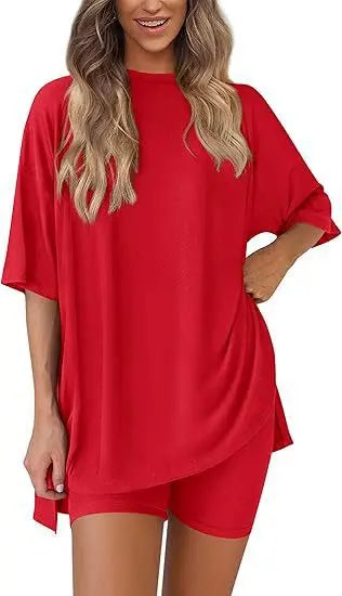 Chic and Comfortable Veloura Two-Piece Lounge Set for Juniors